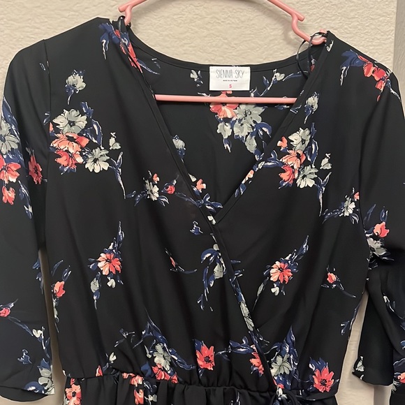 Sienna Sky Floral Blouse| - Picture 3 of 8